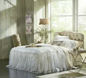 Veronica Bedspread and Sham