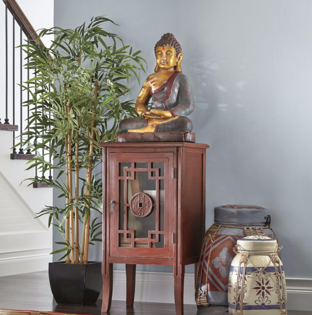 Eclectic decor combines all different kinds of decor to create a look that is completely original.