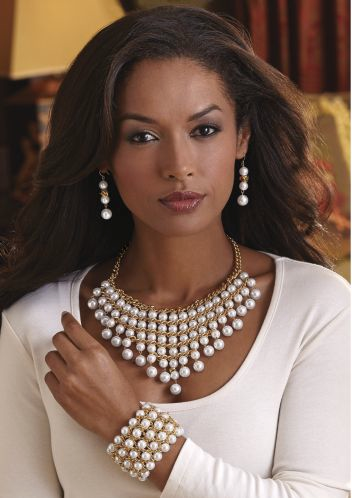 Faux Pearl Necklace/Earring Set