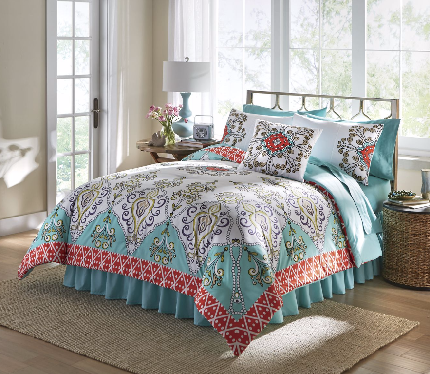 Capri Comforter Set and Pillow